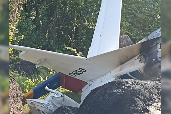 Mueren cinco tripulantes al caer avión militar en Venezuela