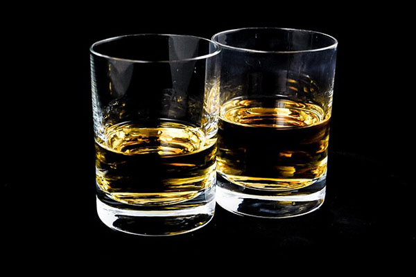 Suben a 32 los fallecidos por consumo de alcohol metílico en Ecuador