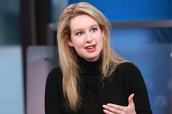 Condenan a 11 años de cárcel a Elizabeth Holmes, la “próxima Steve Jobs”