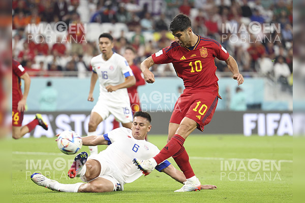 España golea 7-0 a Costa Rica