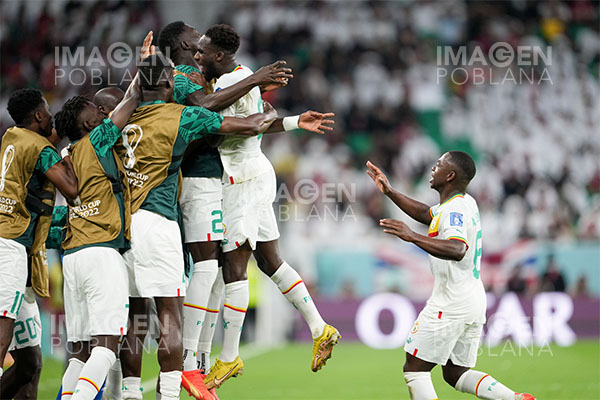 Senegal derrota a Catar y lo elimina de su Copa Mundial