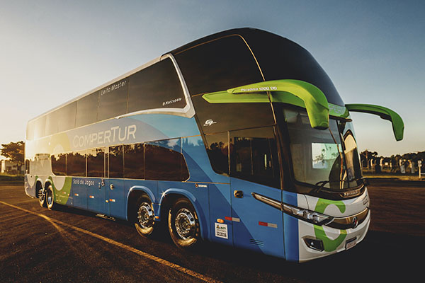 Aparatosa volcadura de autobús deja más de 30 heridos en Turquía
