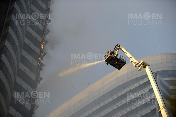 Incendio en edificio residencial deja 5 muertos en China