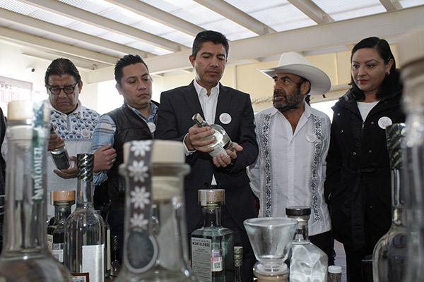 Ofrece Eduardo Rivera disculpas a deudos de ejecutados en Totimehuacán