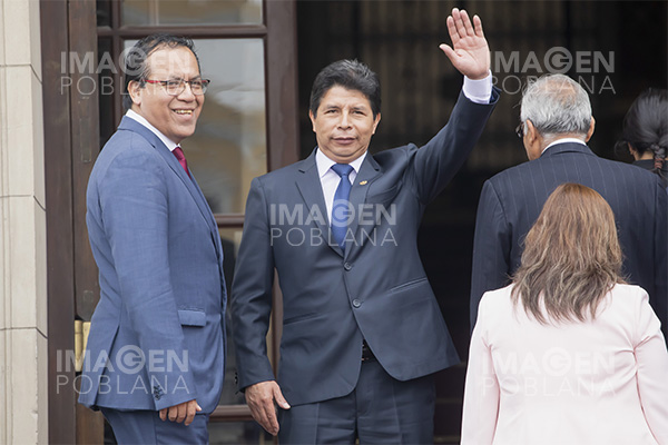 Pedro Castillo disuelve Congreso peruano e instaura gobierno de excepción
