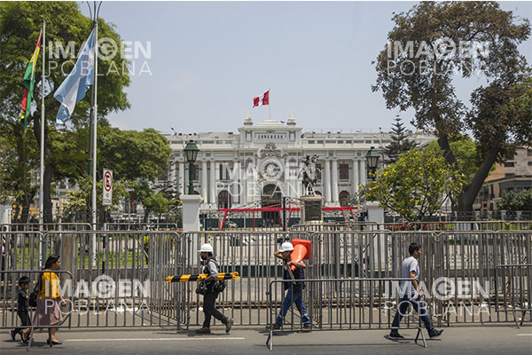 Congreso de Perú votará destitución del presidente a pesar de su disolución