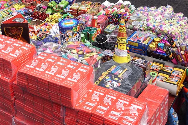 ¿Hay sanciones por vender o comprar pirotecnia?