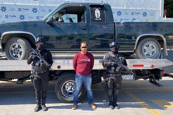 Detenido por posesión de droga; traía tres kilos de marihuana