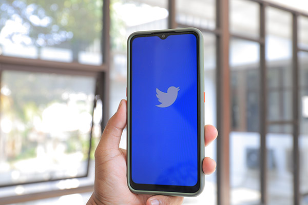 Ucrania acusa a Twitter de “restricción radical” en tuits sobre conflicto en el país