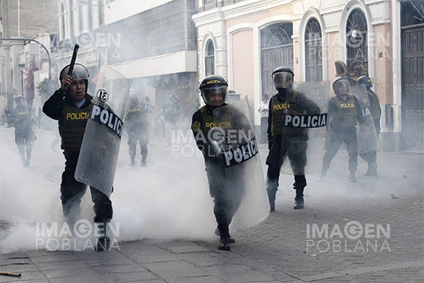 Gobierno de Perú declara estado de emergencia nacional por protestas