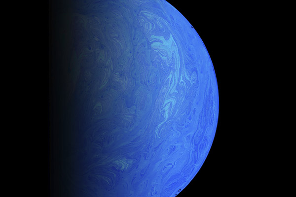 Astrónomos hallan 2 misteriosos exoplanetas compuestos de agua