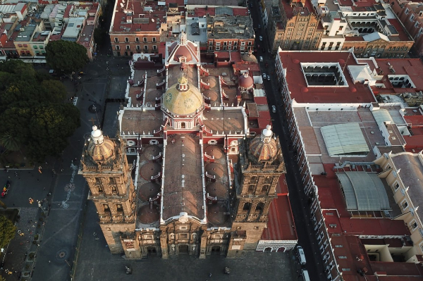 La Catedral recuperará majestuosidad con mantenimiento del Ayuntamiento de Puebla