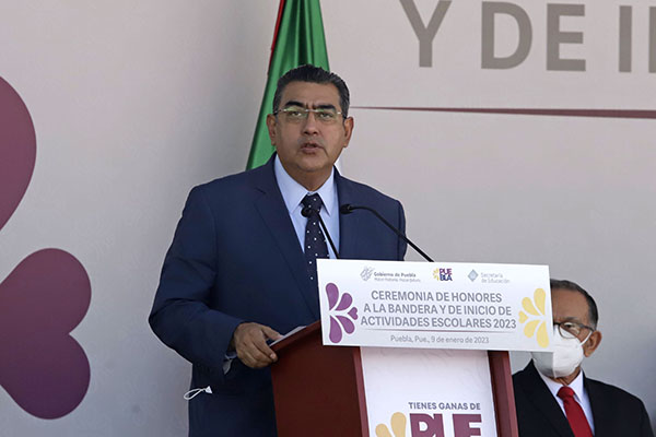 Salomón Céspedes reinicia actividades escolares en Puebla