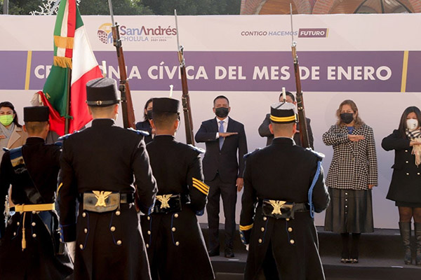 Encabeza Mundo Tlatehui primera Ceremonia Cívica de 2023