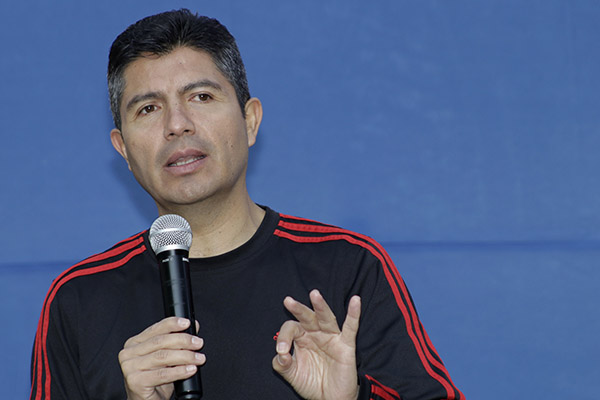 Cinemómetros en Puebla están cancelados, reitera Eduardo Rivera