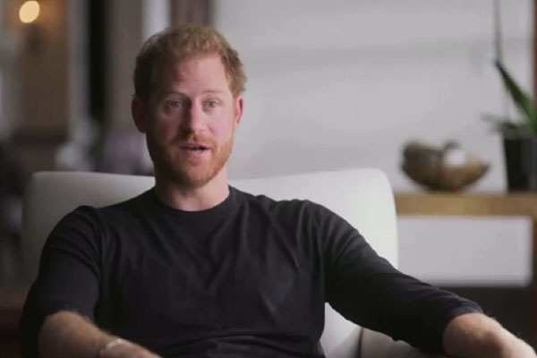 “Tal vez un riñón”: príncipe Harry asegura que fue criado para dar órganos de repuesto a su hermano