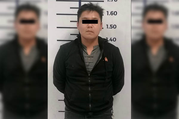 Agredió a policías y cargaba marihuana; ya está detenido