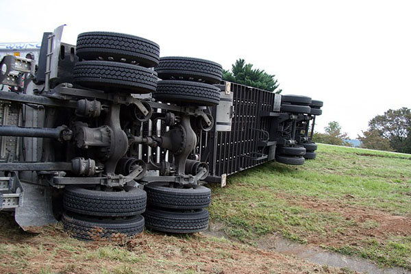 Brutal accidente de tránsito deja 10 muertos en Nigeria