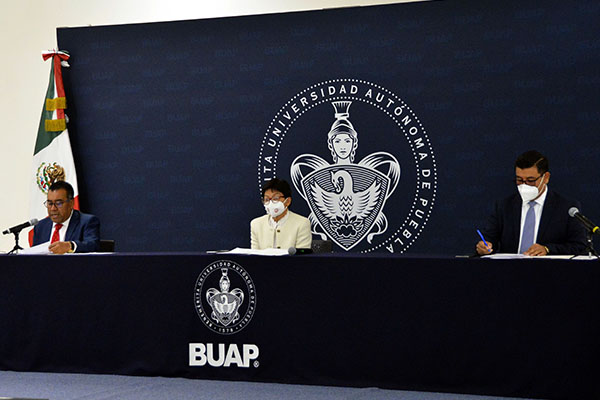 Consolidar programas académicos y crecer en infraestructura, entre las metas de BUAP para 2023