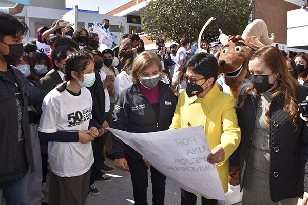 Preparatoria Enrique Cabrera fomenta valores y mejora aspecto emocional de sus estudiantes