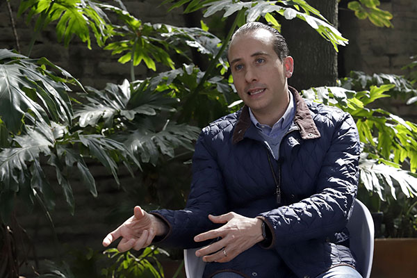Hay que reforzar a las policías municipales que AMLO abandonó: Mario Riestra