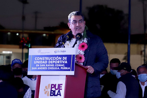 Céspedes y Tlatehui inauguran unidad deportiva de San Rafael Comac