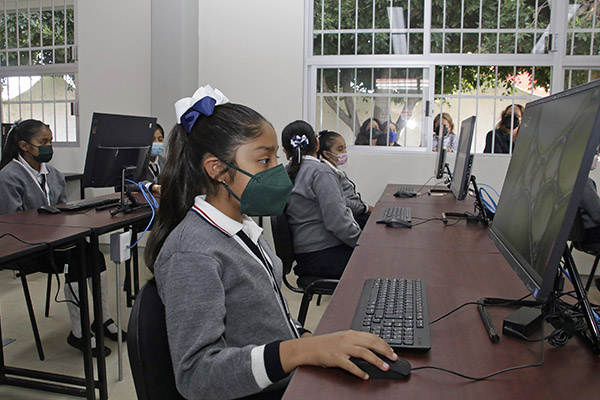 A México le urge la alfabetización digital: exdirigente del SNTE 51