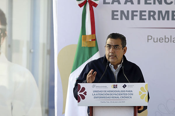 No hay desabastecimiento de gasolina en Puebla, asegura Salomón Céspedes