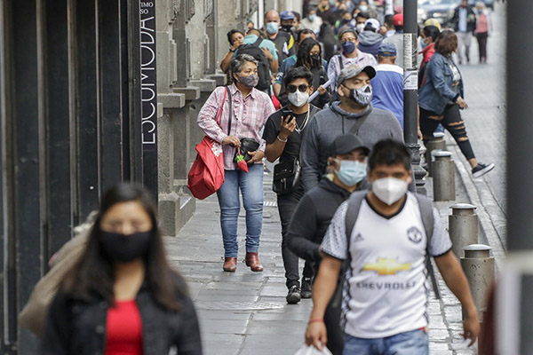 Uso de cubrebocas y otras medidas deben mantenerse: opinión de poblanos ante el COVID-19