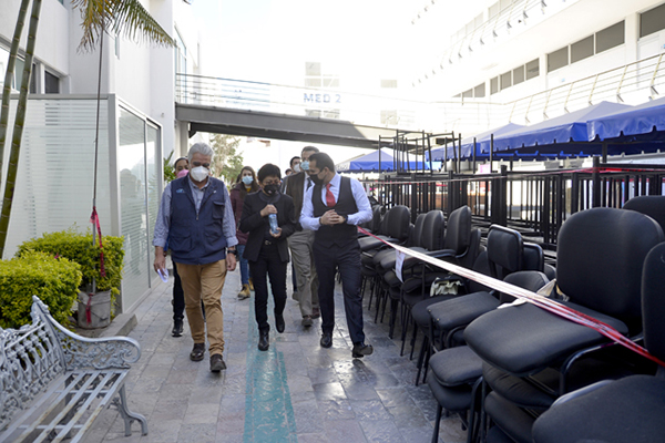 Supervisa Lilia Cedillo obras de remodelación en la Facultad de Medicina