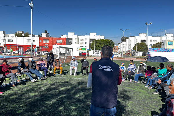 SMDIF brinda sesiones psicoterapéuticas en espacios públicos