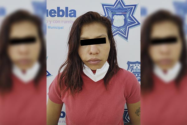 La sorprenden con más de 20 envoltorios de droga; ya está detenida