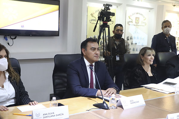 Fortalecidos en Puebla transparencia y fácil acceso a trámites y servicios: Ramírez Díaz