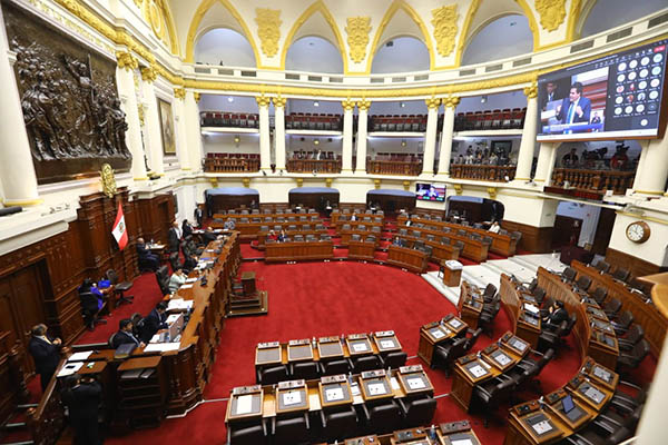 Congreso peruano aprueba acusación contra Pedro Castillo por organización criminal