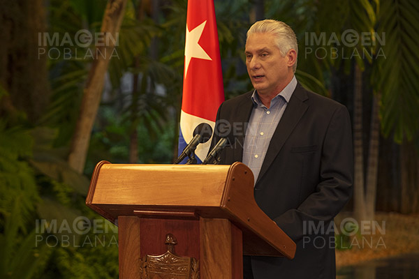 AMLO otorgará a Miguel Díaz-Canel orden del Águila Azteca