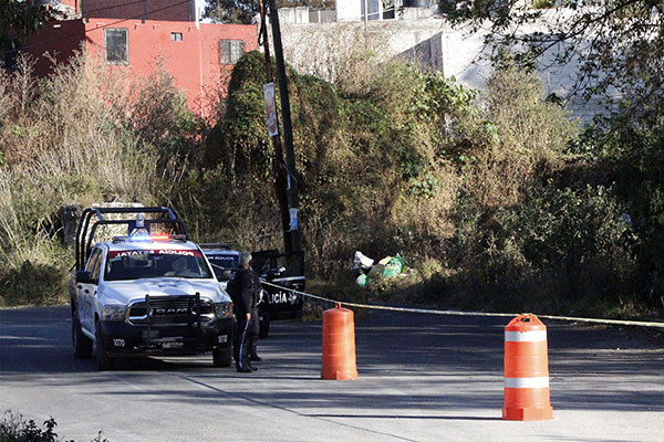 Confirman identidad de mujer hallada en una barranca