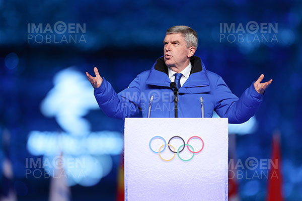 Bach no cede ante presión de gobiernos para vetar a atletas rusos de las Olimpiadas