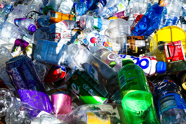 Ecologistas denuncian "colonialismo de basura plástica" de EU en México
