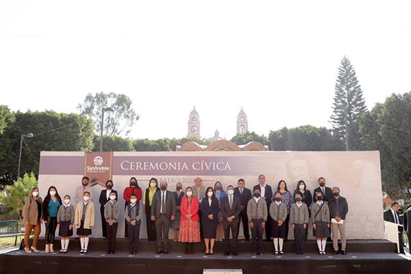 Llama Mundo Tlatehui a fortalecer las instituciones y valores cívicos