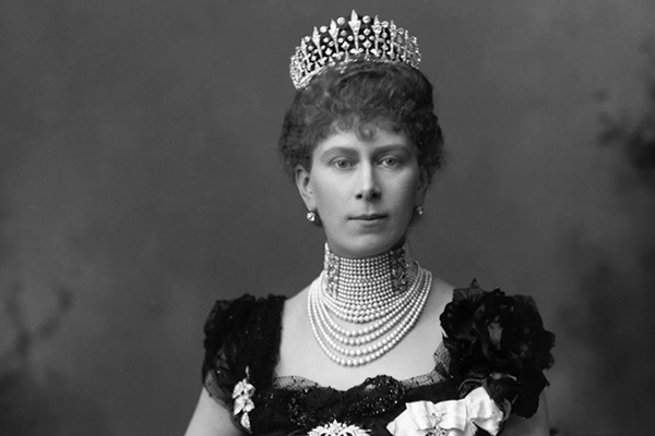 Camila llevará la corona de la reina María, abuela de Isabel II, durante coronación