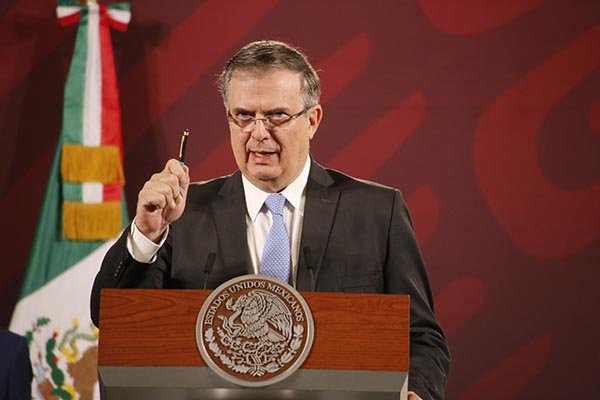 Ebrard responde a exembajadora de México en EU por acuerdo de tercer país seguro