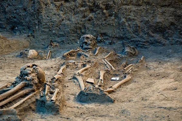 Hallan impactante cementerio del siglo XVI en Bosque de Chapultepec