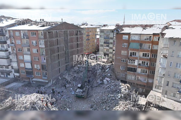 Número de muertos en Turquía supera 40,000 luego de terremotos