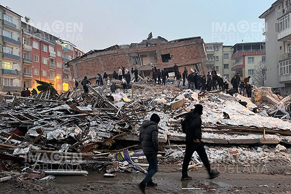 Turquía reporta 3 muertos y 213 hospitalizados tras nuevo sismo en el país