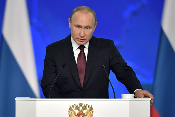 Putin destaca que Rusia hizo lo posible para una solución pacífica a la crisis ucraniana