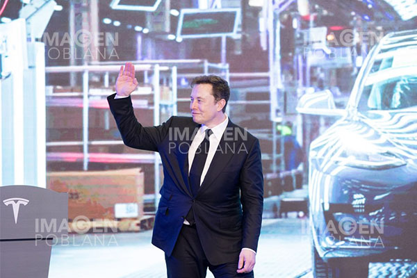 Señala Elon Musk a alta funcionaria estadounidense de impulsar el conflicto en Ucrania