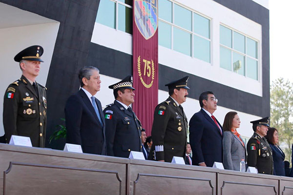 Encabeza Salomón Céspedes ceremonia por el Día de la Bandera