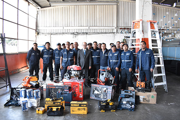 Refuerzan equipamiento para atender mercados municipales de Puebla