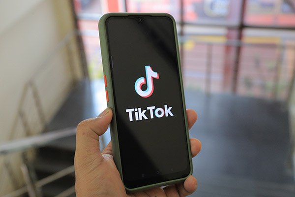 Espionaje de TikTok… ¿es diferente al de Facebook?