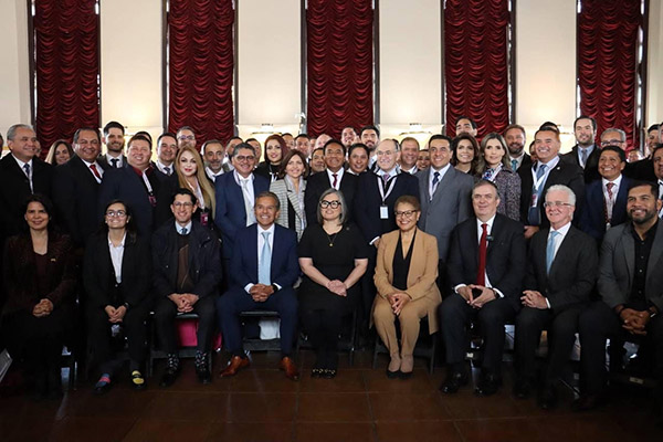 En EU, gobierno de Puebla gestiona capacitación a emprendedores